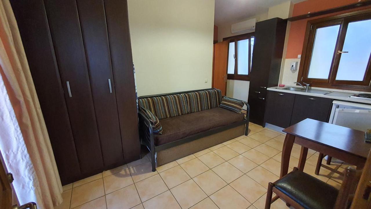 Ferienwohnung Pansion Fani Ouranoupoli Exterior foto