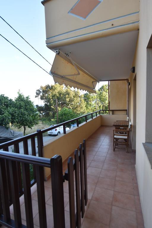 Ferienwohnung Pansion Fani Ouranoupoli Exterior foto