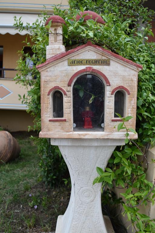 Ferienwohnung Pansion Fani Ouranoupoli Exterior foto
