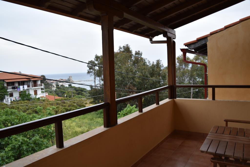 Ferienwohnung Pansion Fani Ouranoupoli Exterior foto